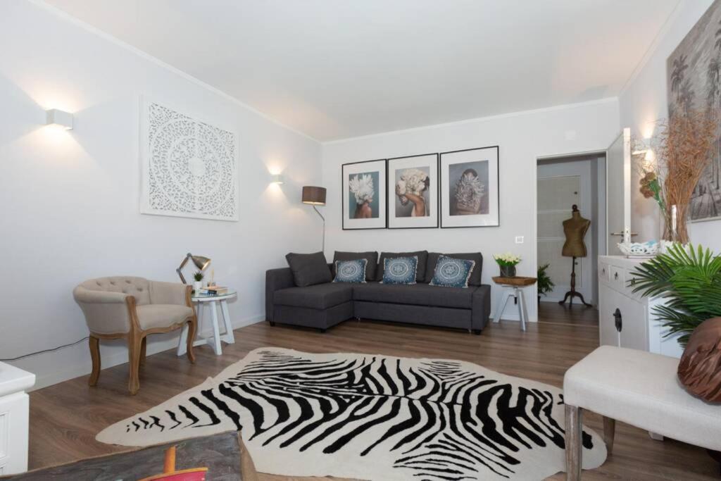Beachome4u2 Carcavelos (Lisbon)