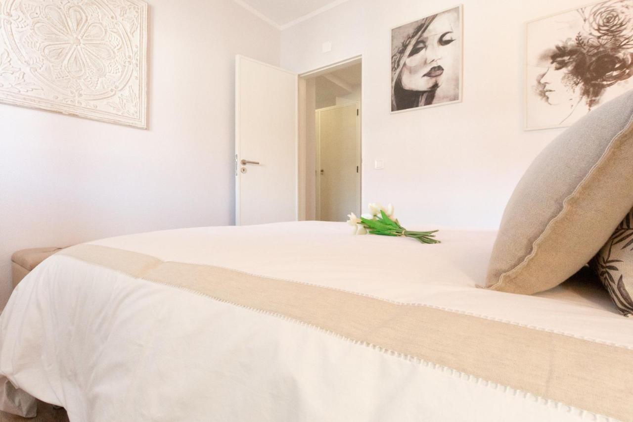 Beachome4u2 * Carcavelos (Lisbon)